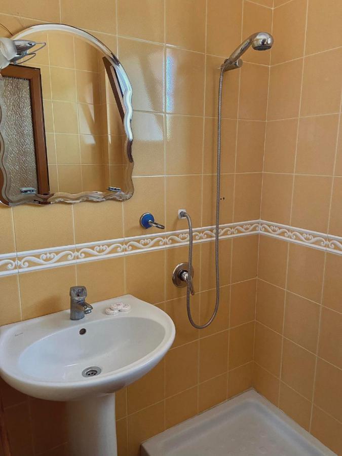 Maria Rentals Radhimë Eksteriør billede